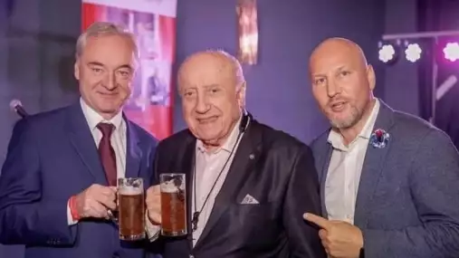 Felix Slováček v pasti podvodníků! Přišel o 4,5 milionu